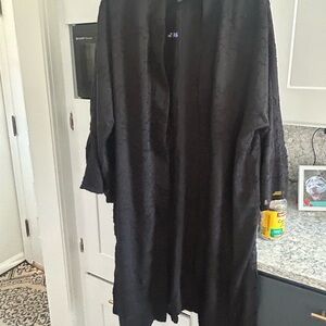 Skies Are Blue Black Women's Cape